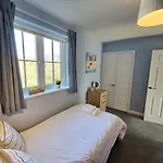 Σπίτι διακοπών Sea Esta, The Bay, 2 Bedrooms, Patio Garden, Parking Nearby, 2 Dogs Welcome *