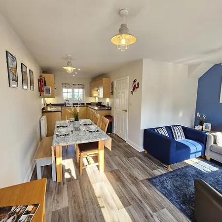 Sea Esta, The Bay, 2 Bedrooms, Patio Garden, Parking Nearby, 2 Dogs Welcome Σπίτι διακοπών Filey